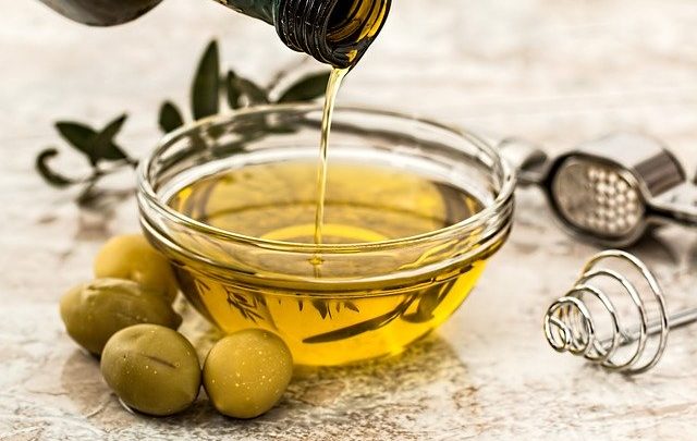 Olio extravergine di oliva: alla scoperta dell’eccellenza DOP del Garda Trentino