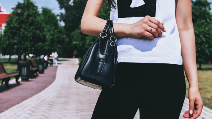 Le caratteristiche della borsa da donna ideale