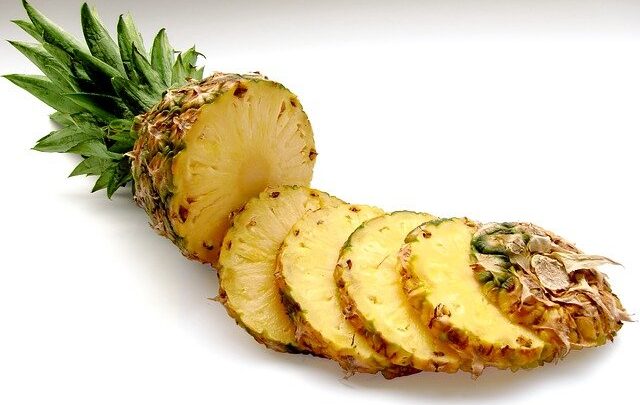 Ananas: proprietà ed effetti benefici, integratori e possibili controindicazioni