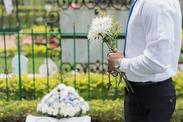 Funerali di personaggi famosi: stranezze dal resto del mondo