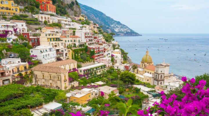 Scoprire la Costiera Amalfitana: tour in barca da Napoli a Positano e Amalfi