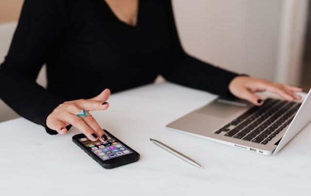 Internet e informazione: l’evoluzione della comunicazione nell’era digitale