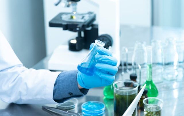 Y del chimico: le proprietà e gli usi dell’ittrio nella scienza