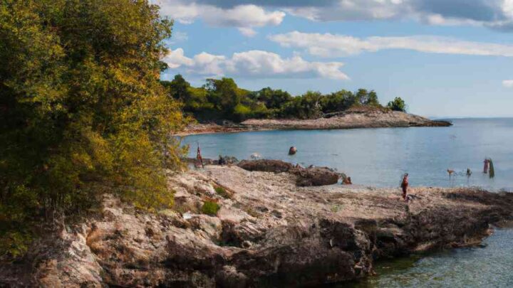 Spiagge migliori Istria: dove andare per relax e acque limpide