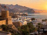 Confina con lo Yemen: Oman tra fortezze, oasi, deserti e antiche rotte commerciali